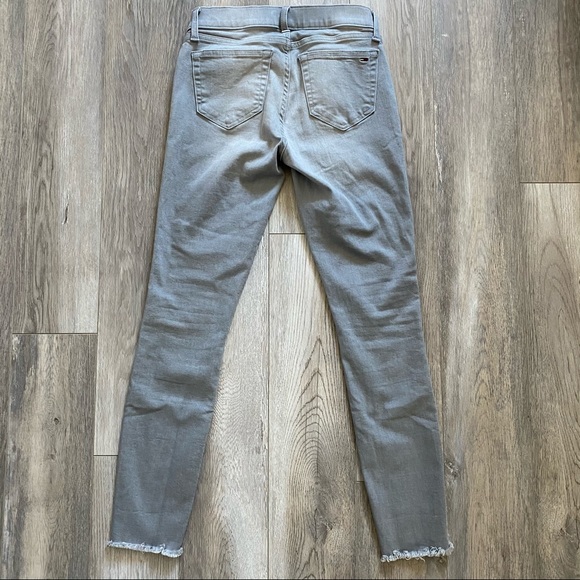 Tommy Hilfiger Light Grey Mid Rise Jean Leggings 2 - Picture 8 of 9